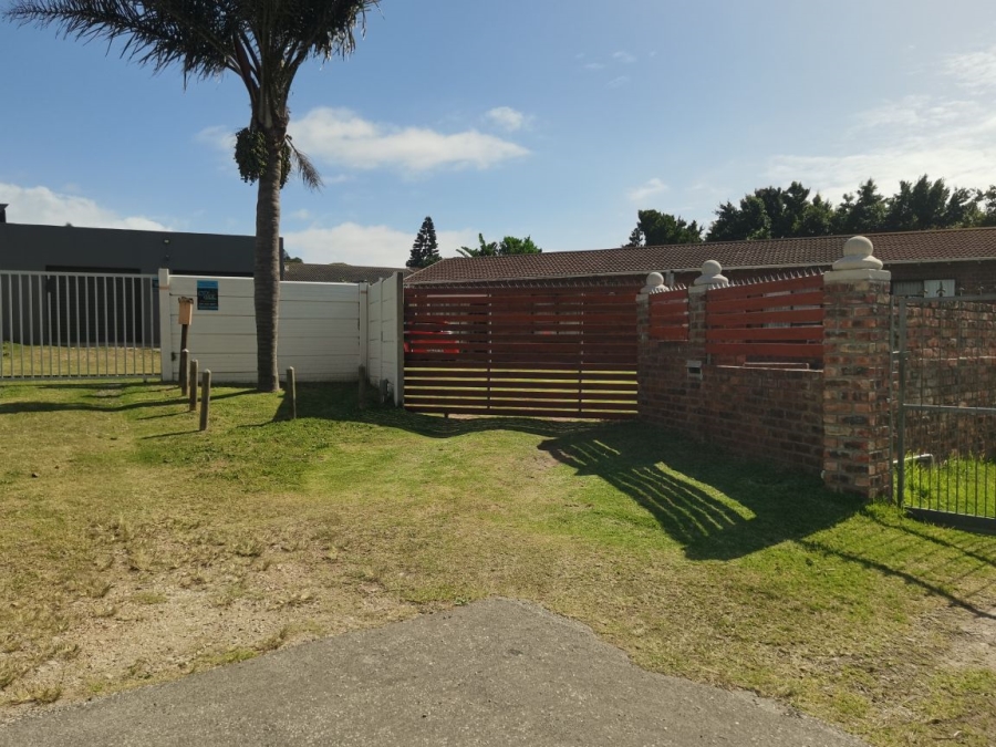 To Let 3 Bedroom Property for Rent in Sherwood Eastern Cape